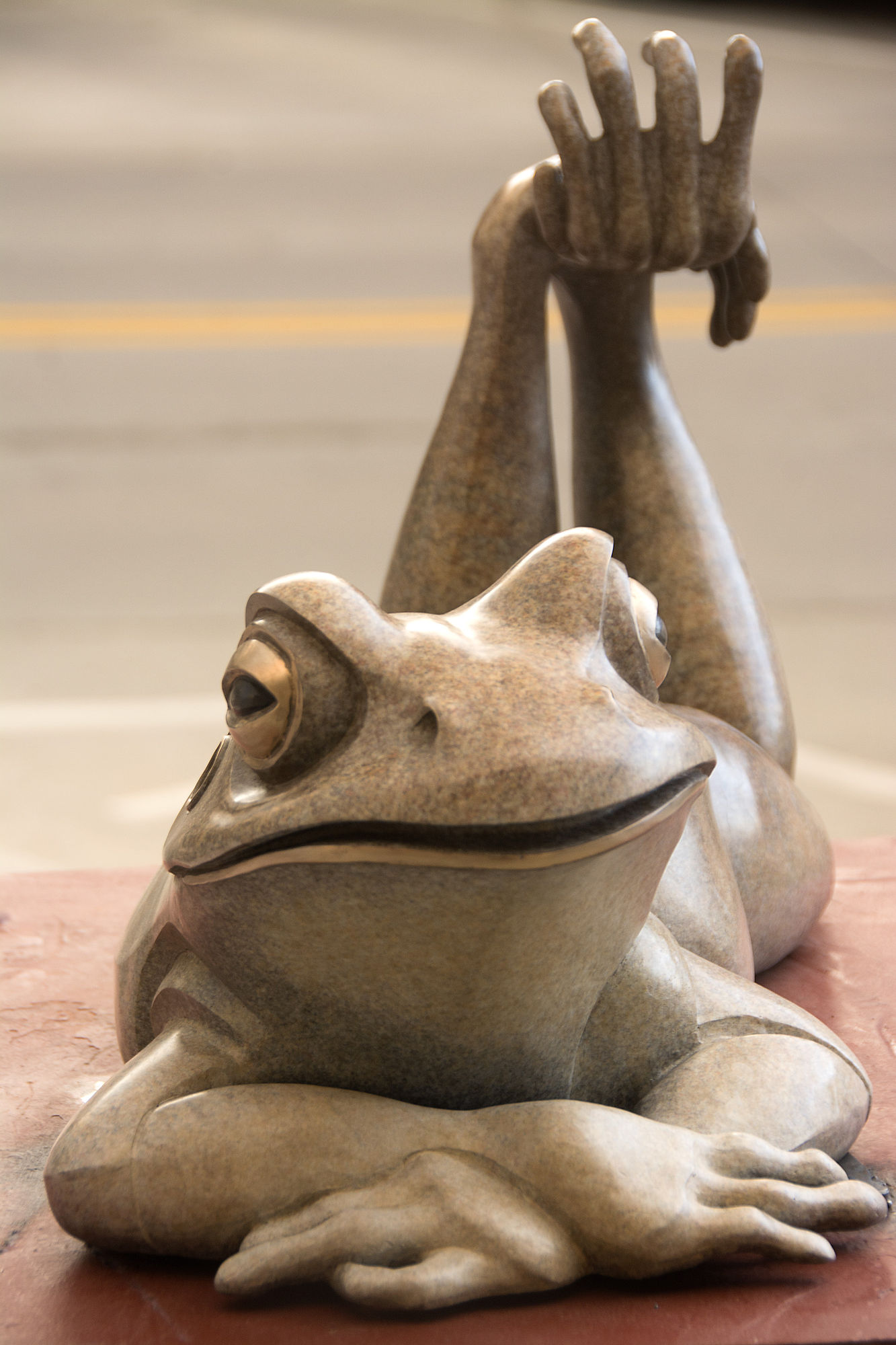 037-Red_Legged_Frog