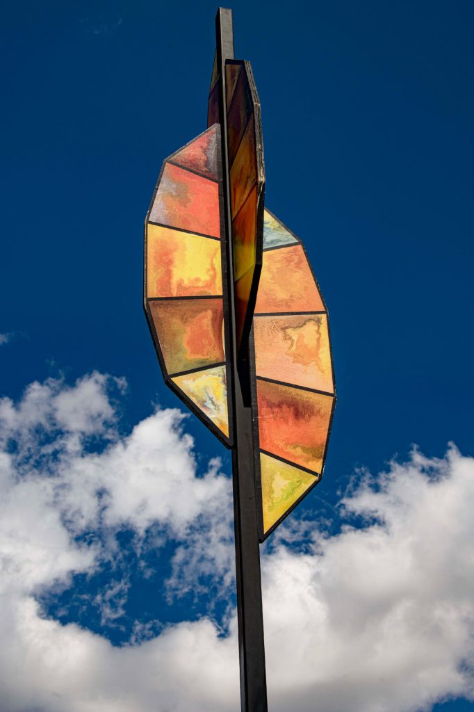 #48 Pluma Sculptura